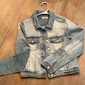 Magnolia Boutique lightly distressed Denim Jacket Small